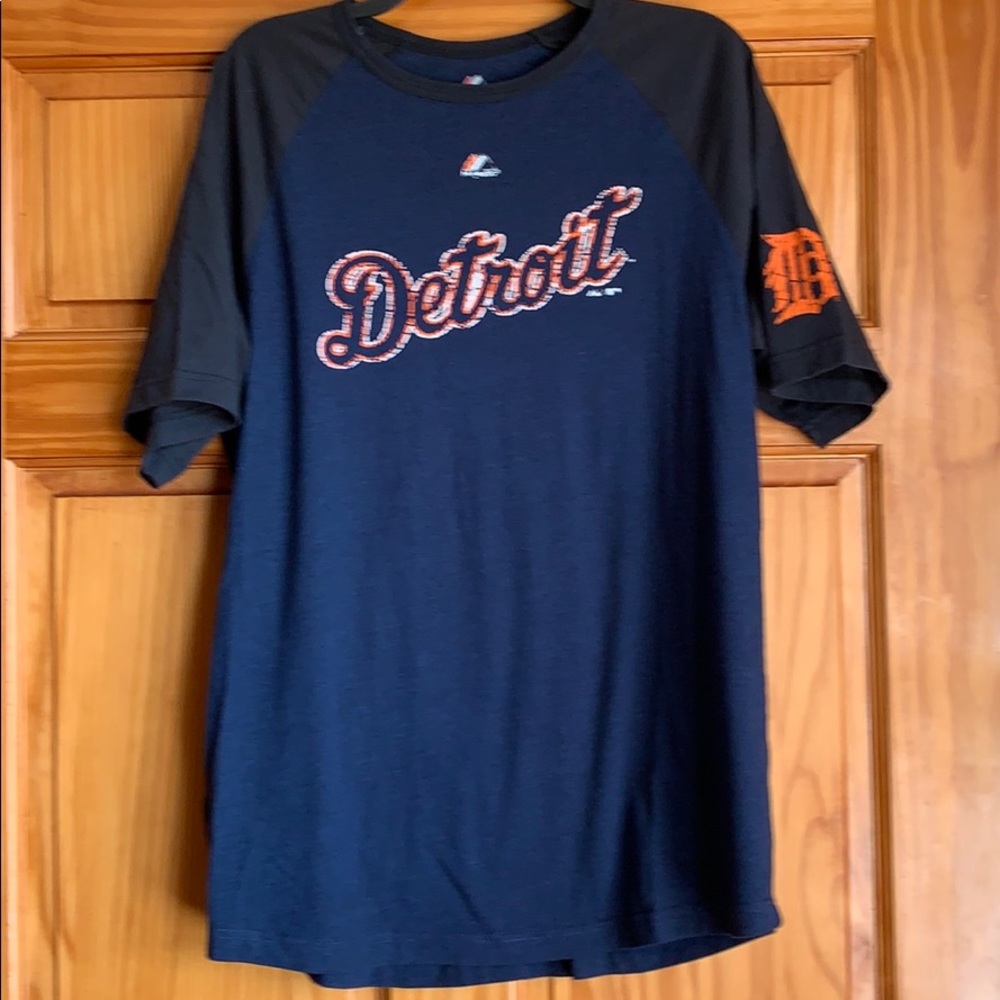 Majestic Men’s L SS Jersey Style Tigers T-shirt